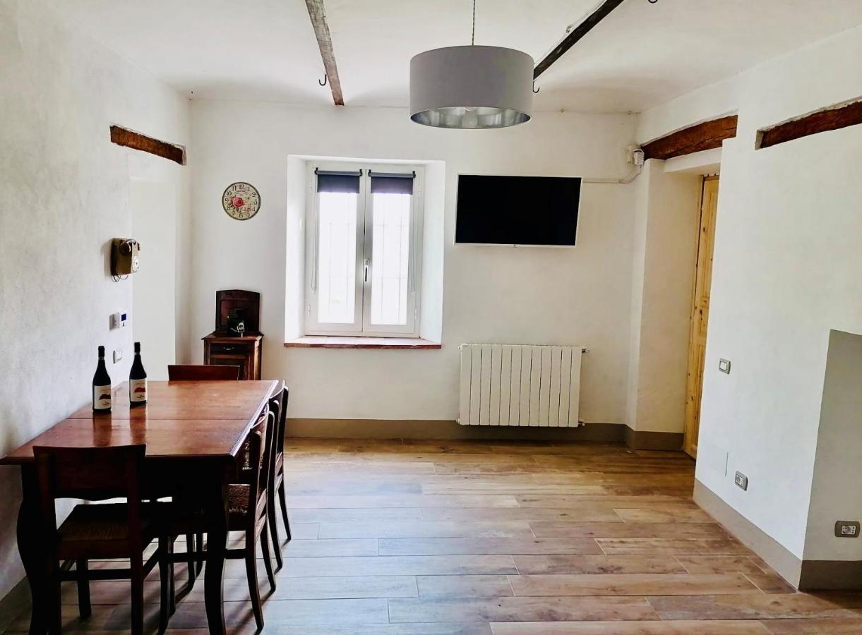 Apartament Locazione Turistica Cascina Pela Castagnole delle Lanze Zewnętrze zdjęcie